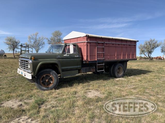 1976 Ford F700